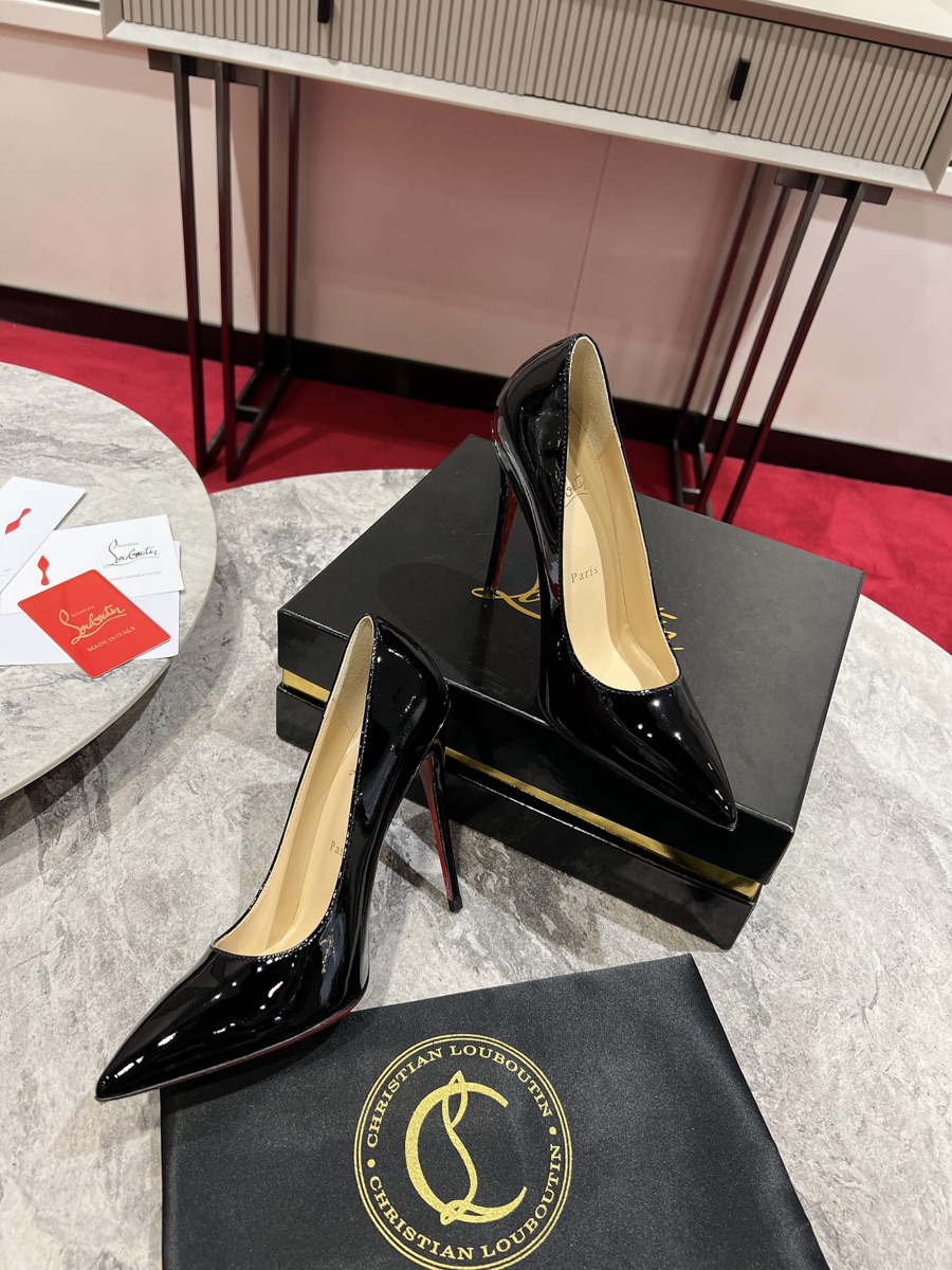Black pointed-toe patent pumps, front and side view — supplier photo
